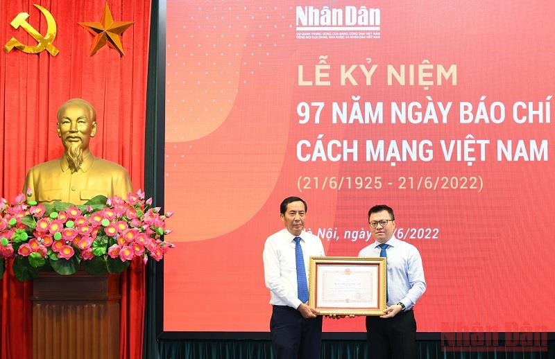 bao nhan dan tiep tuc no luc hoan thanh tot su menh tuyen truyen chinh sach cua dang nha nuoc hinh 2