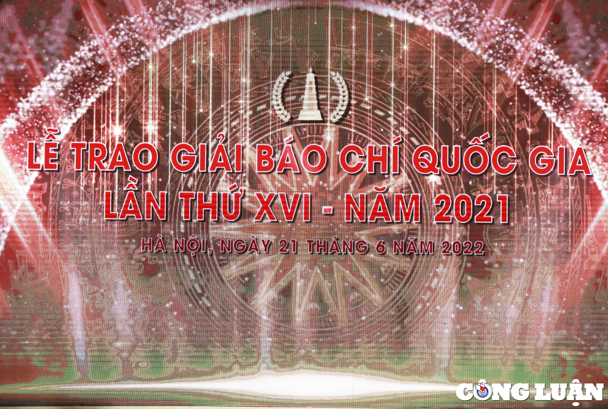 tong duyet cac chuong trinh van nghe cua le trao giai bao chi quoc gia lan thu xvi nam 2021 hinh 13