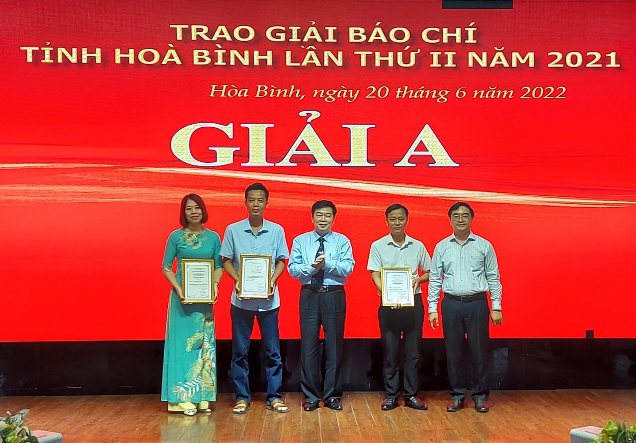 hoa binh tong ket va trao giai bao chi tinh lan thu ii nam 2021 hinh 1