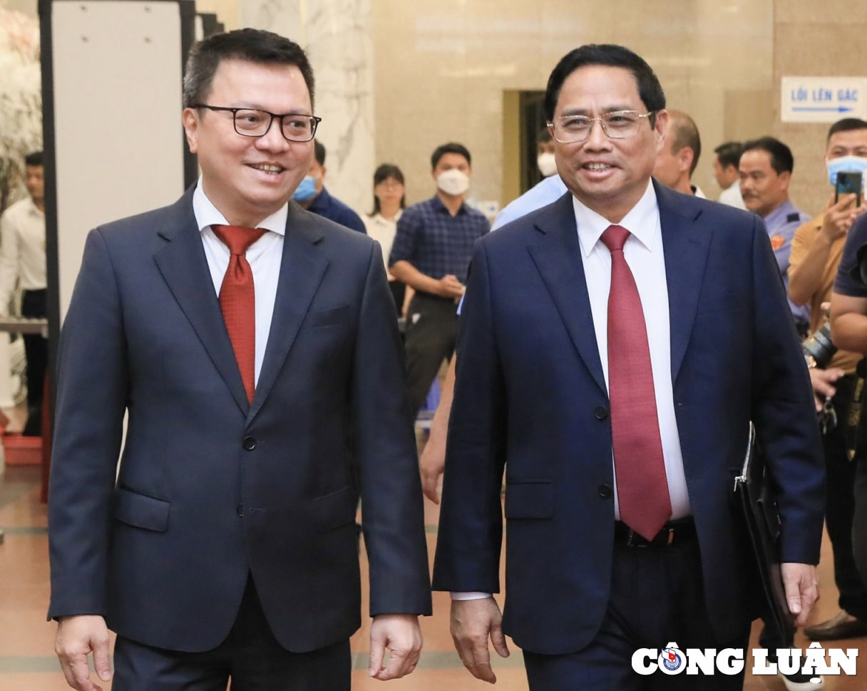 thu tuong pham minh chinh du le trao giai bao chi quoc gia lan thu xvi nam 2021 hinh 1