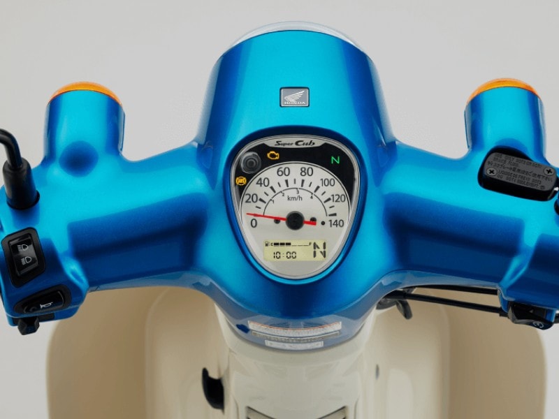 can canh honda super cub 110 duoc nang cap voi nhieu cai tien hinh 6
