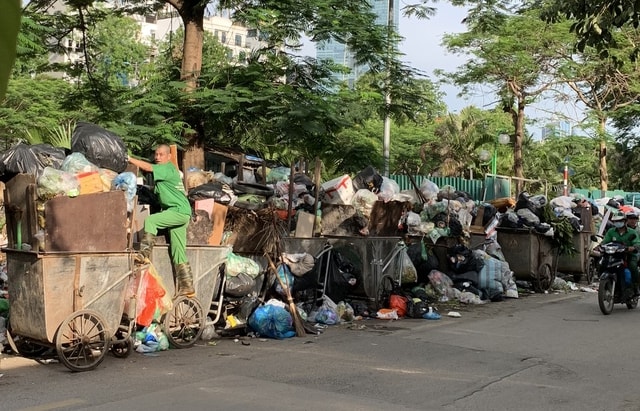 tinh trang rac thai sinh hoat bi un u tai ha noi da duoc giai quyet hinh 1