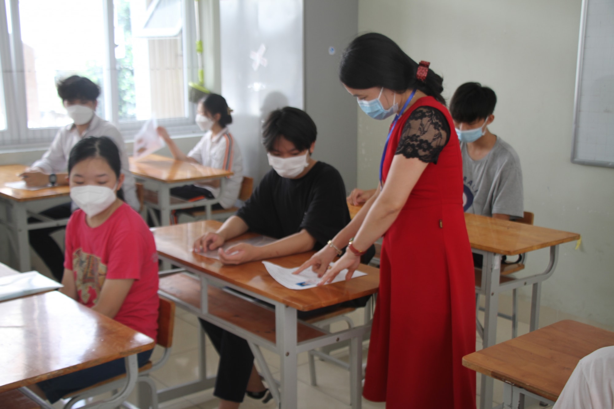tp hcm bat dau tuyen giao vien khong phan biet vung mien hinh 1