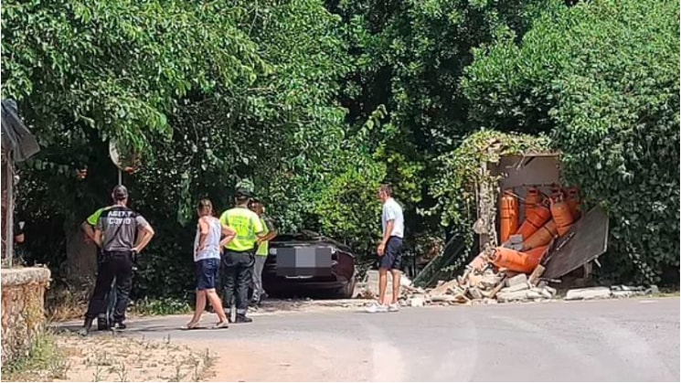 sieu sao cristiano ronaldo phai boi thuong sau vu sieu xe gap nan hinh 1