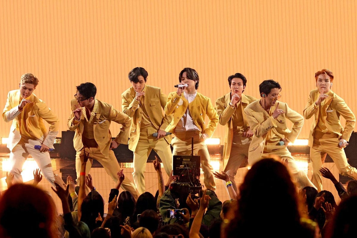 hoi truong hiep hoi ca si han quoc phan doi bts nghi hoat dong nhom hinh 4