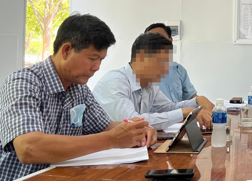 phong toa tai san pho chu tich huyen o ninh thuan do sai pham lien quan den dat dai hinh 1