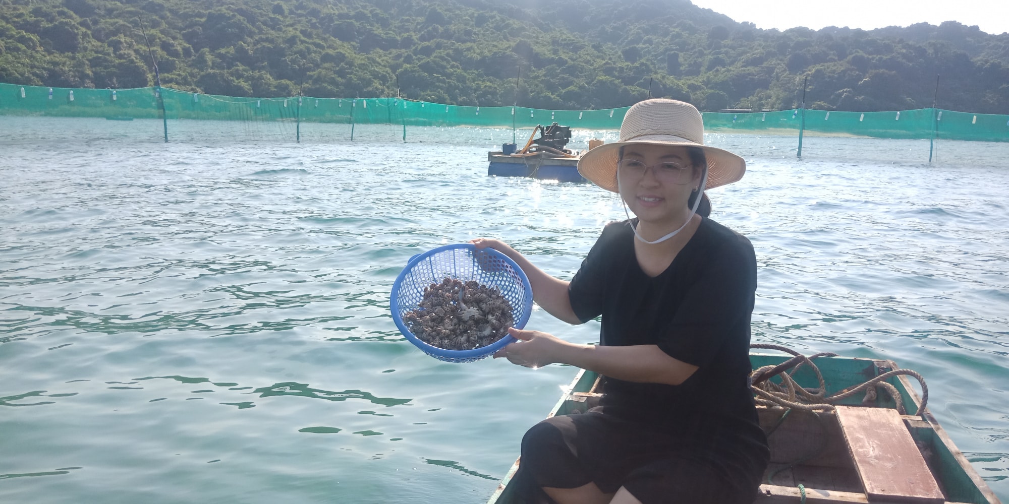 phong su phat thanh can su chan that tu nhien trong tung khoanh khac hinh 1