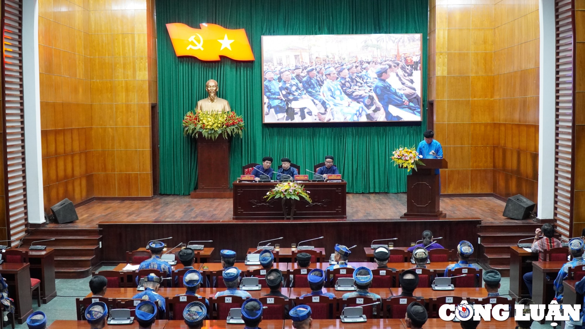 Toàn cảnh Hội nghị.