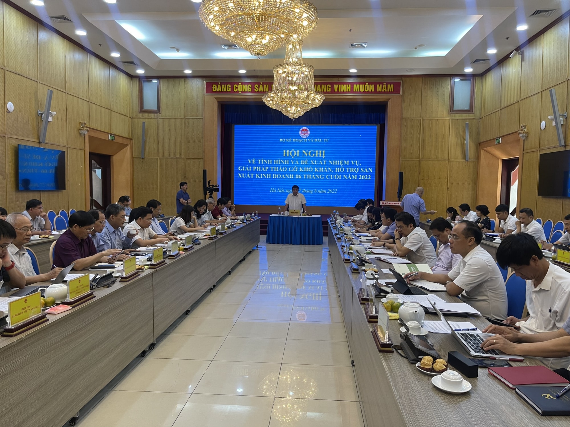 Ông Nguyễn Chí Dũng, Bộ trưởng Bộ Kế hoạch - Đầu tư nêu ra nghịch lý của ngành du lịch.