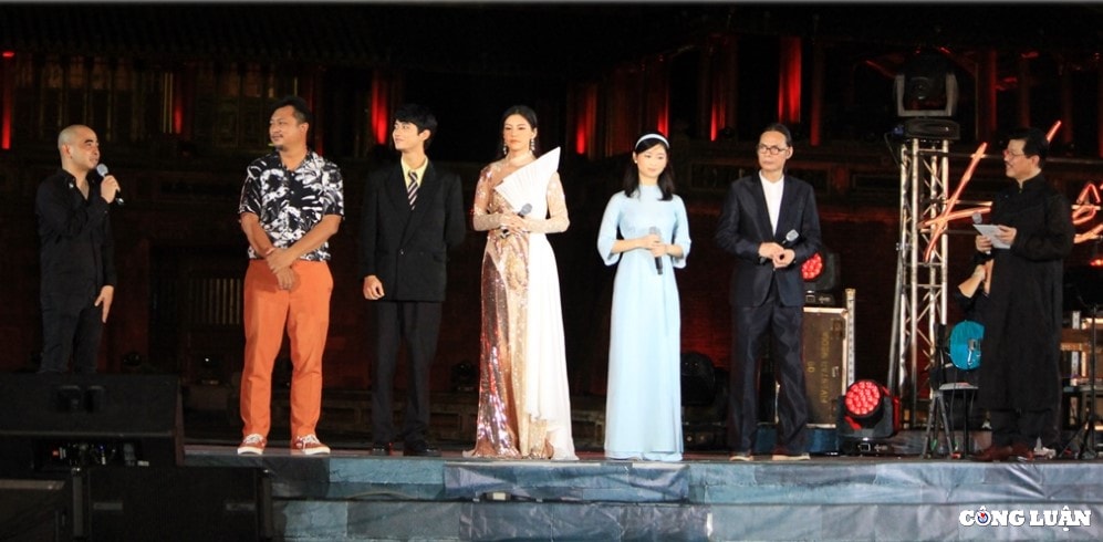 Tại Đêm nhạc, đoàn phim 