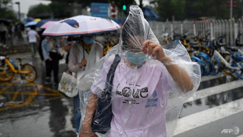 Mưa lớn đang khiến nhiều thành phố của Trung Quốc bị ngập nặng. Ảnh: AFP