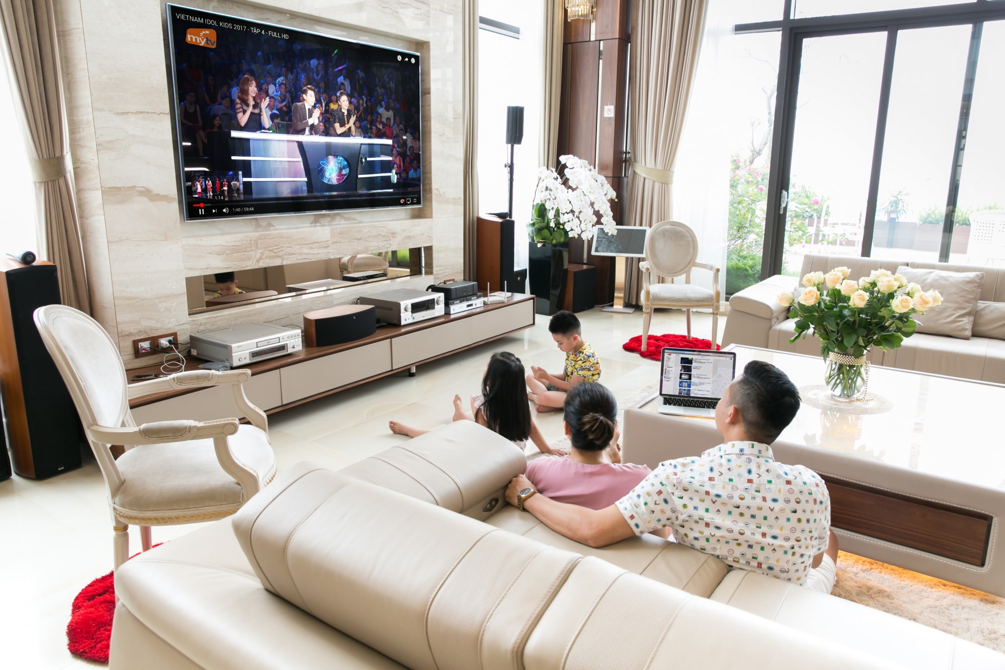 co hoi trung 300 smart tv khi dang ky truyen hinh mytv