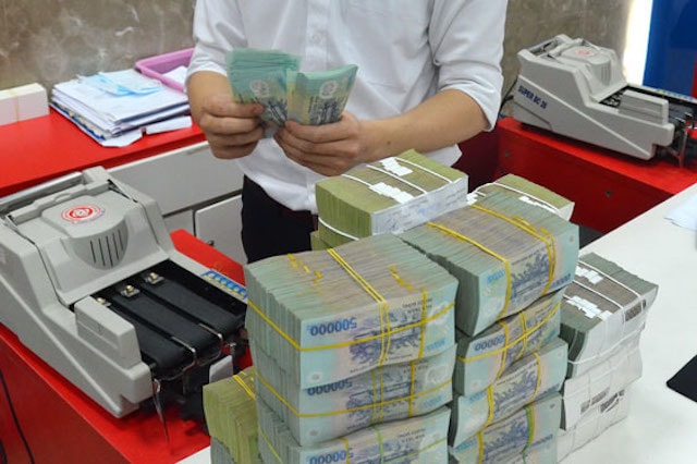 Triển vọng tăng trưởng của ngành ngân hàng vẫn phụ thuộc vào dịch bệnh.