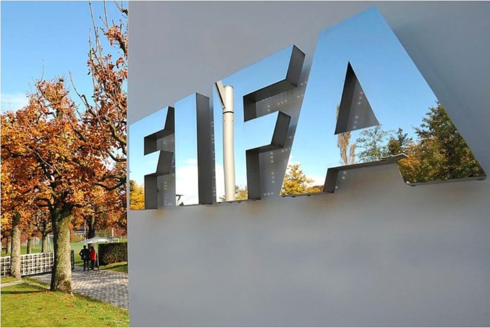 Liên đoàn Bóng đá thế giới (FIFA) thay đổi quy định về hoạt động chuyển nhượng quốc tế, yêu cầu các câu lạc bộ chỉ cho mượn tối đa 6 cầu thủ mỗi mùa giải. Ảnh: FIFA