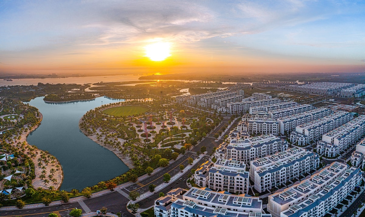 vinhomes duoc vinh danh top 10 chu dau tu bat dong san hang dau viet nam hinh 2
