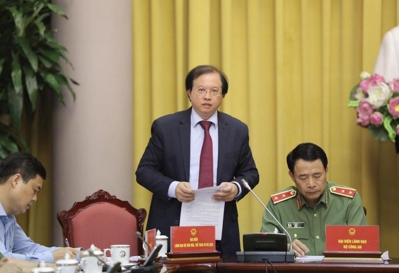 dien vien hong dang va nhac si ho hoai anh van tai ngoai hinh 1