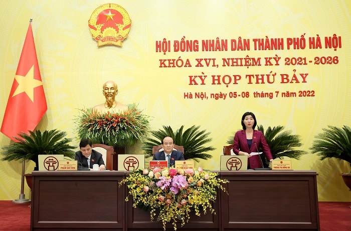 ha noi du chi 1368 ty dong nam cho hoi dong lua chon sach giao khoa hinh 1