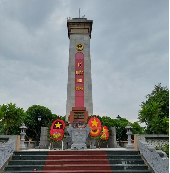 cap bang to quoc ghi cong cho 182 liet si hinh 1