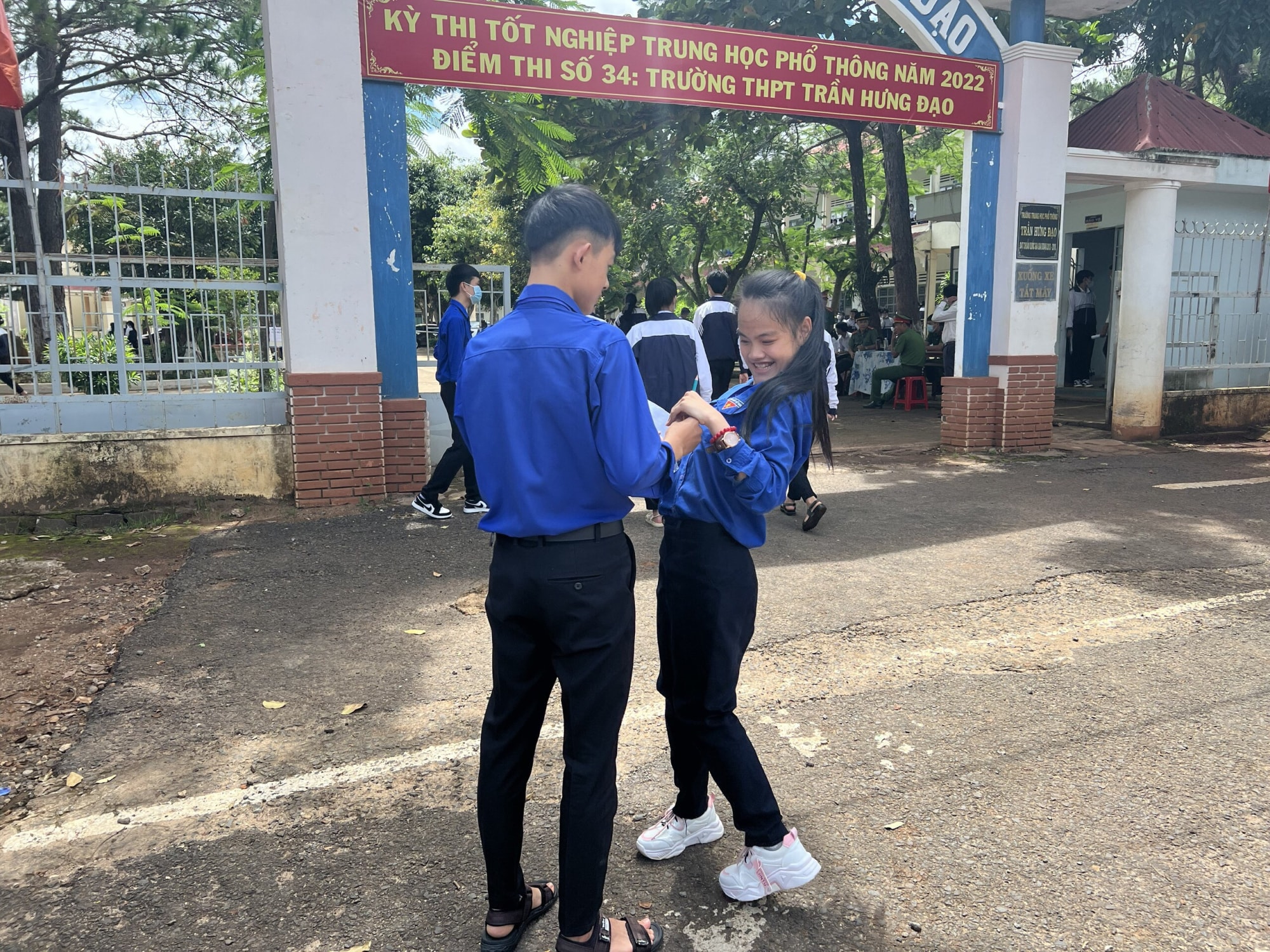 gia lai nu sinh khuyet tat voi nghi luc phi thuong va uoc mo vao dai hoc hinh 1