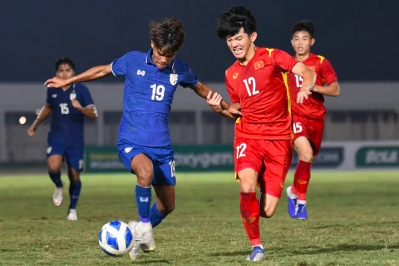 cdv indonesia lam loan trang aff khong hai long tran hoa u19 viet nam vs u19 thai lan hinh 2