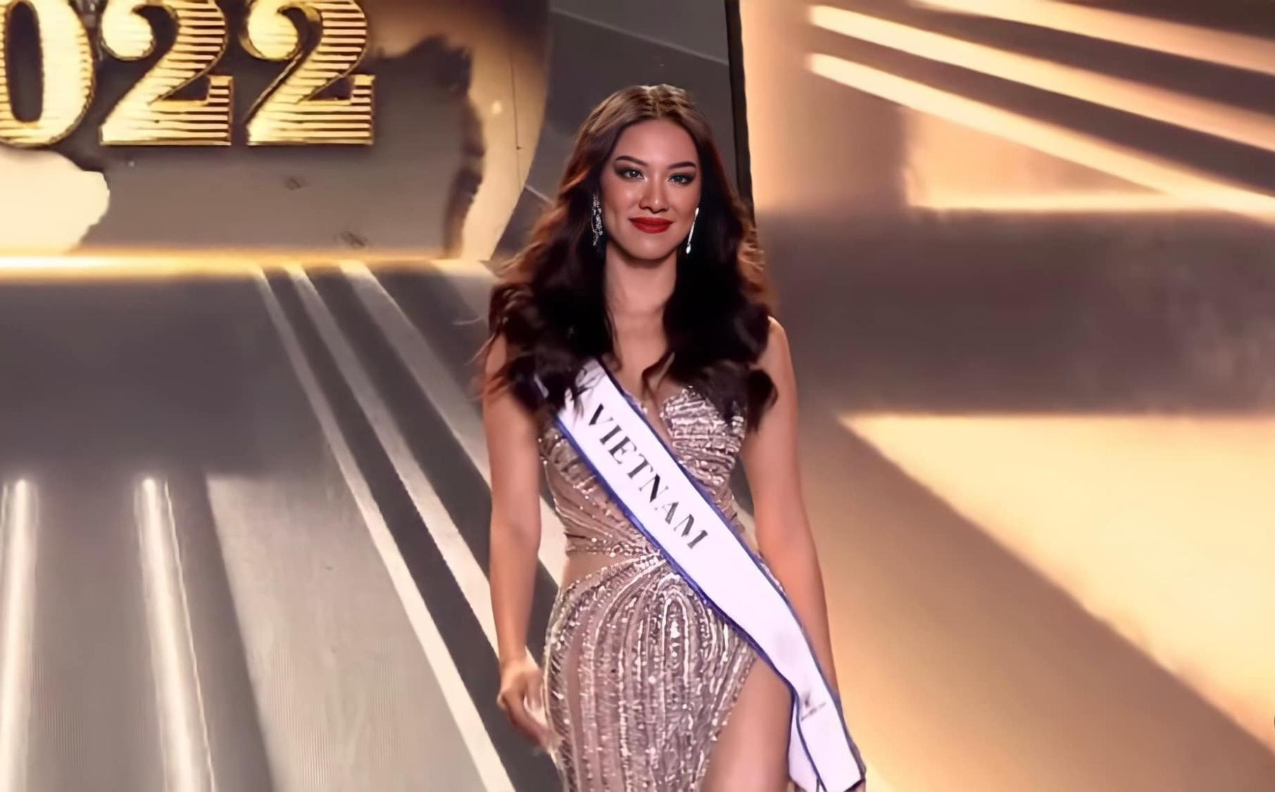 kim duyen gianh a hau 2 lalela mswane dang quang miss supranational 2022 hinh 6