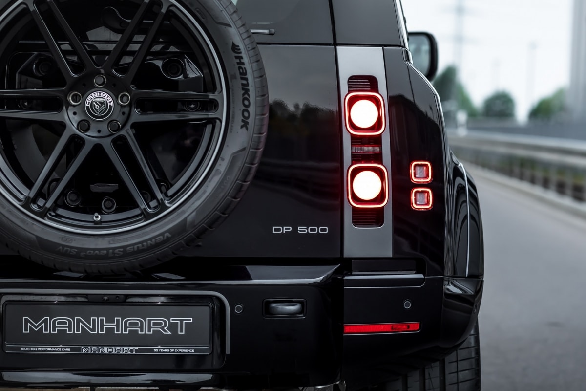 suv land rover defender ban do tu manhart performance hinh 3