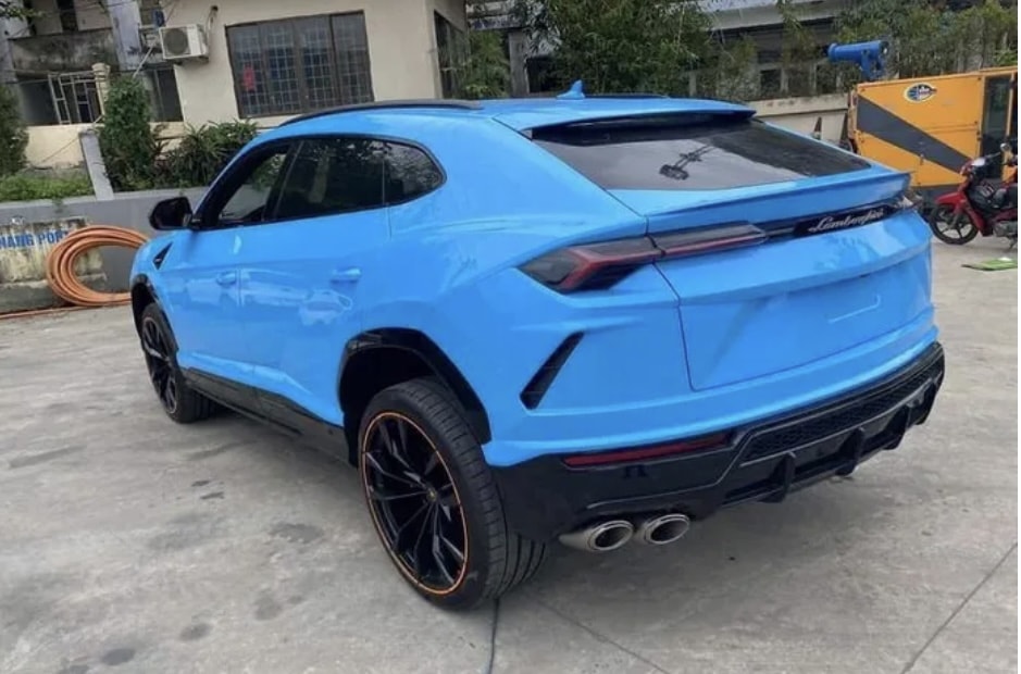 lamborghini urus doc nhat tai viet nam voi mau son blu cepheus hinh 2