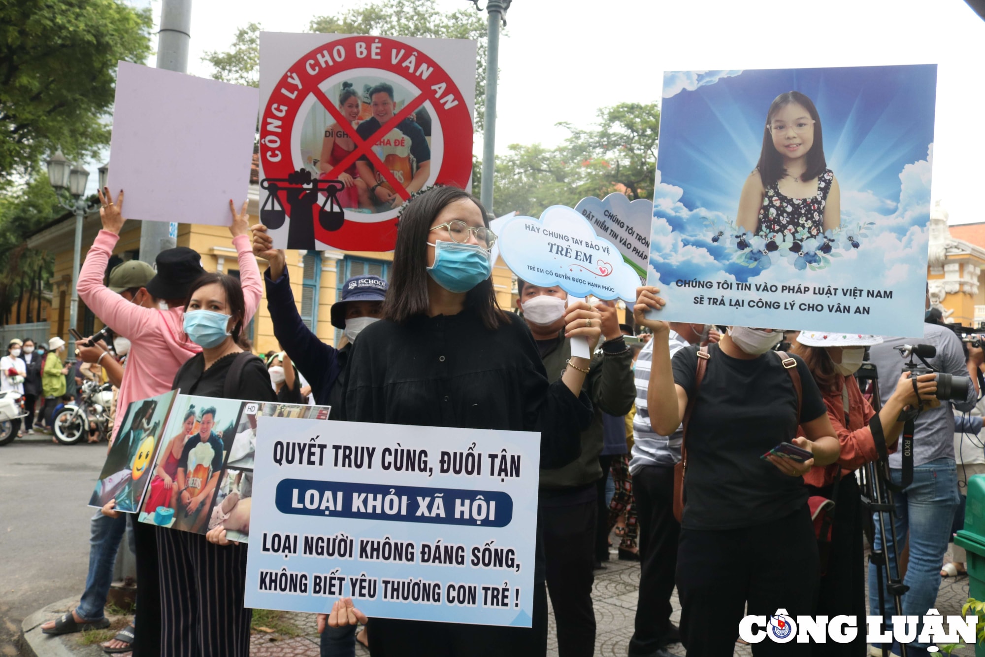 vu di ghe bao hanh be 8 tuoi tu vong trang tung rat ngoan hien khong hieu sao lon len lai nhu vay hinh 7