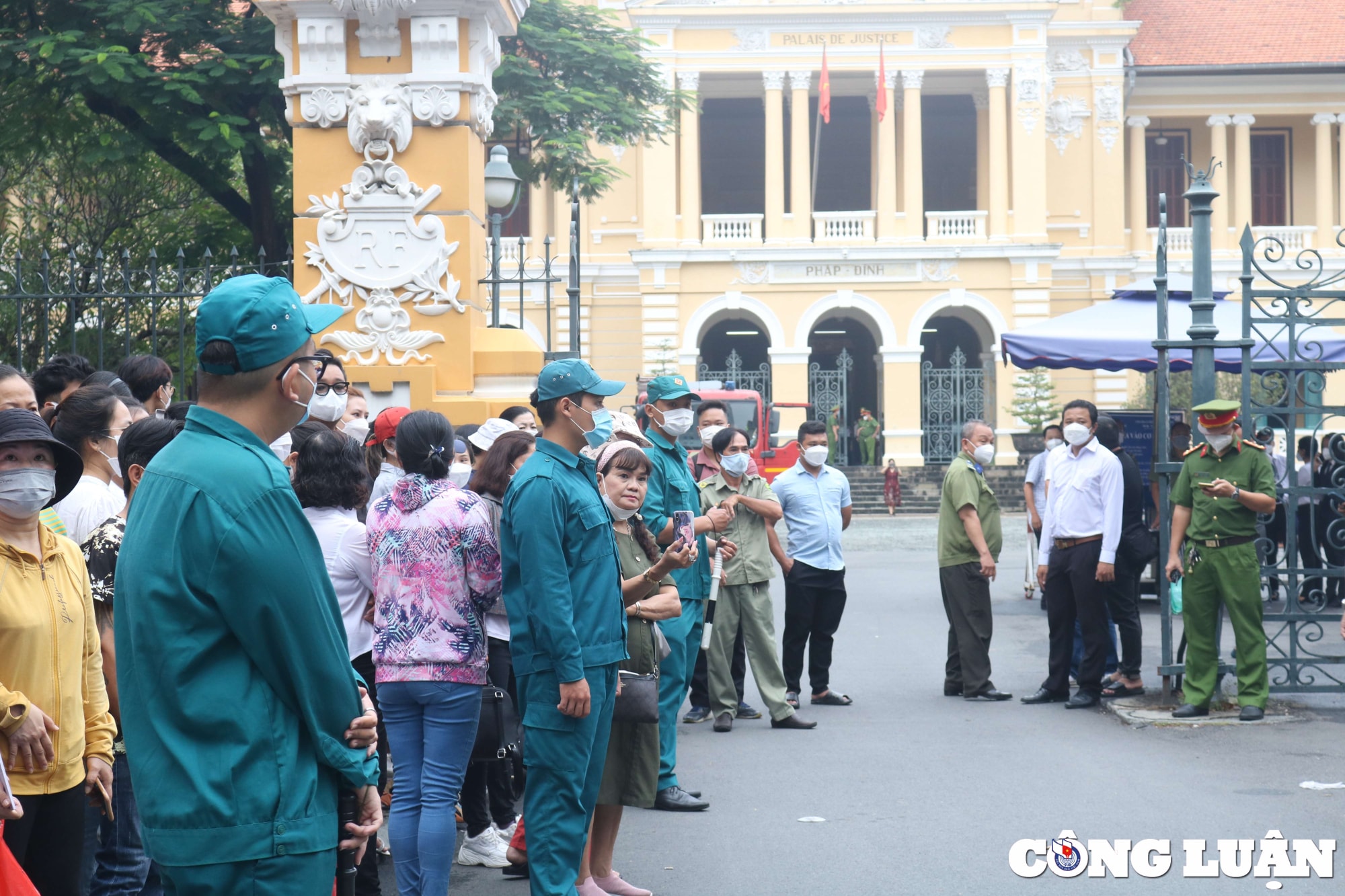 vu di ghe bao hanh be 8 tuoi tu vong trang tung rat ngoan hien khong hieu sao lon len lai nhu vay hinh 5