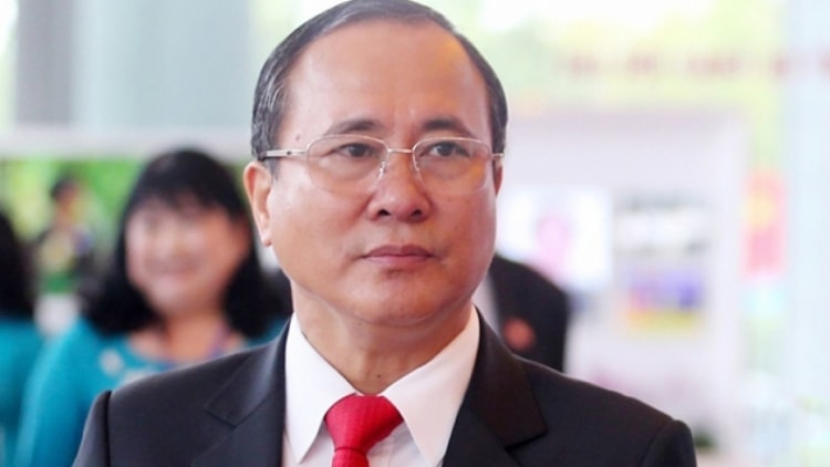 cuu bi thu tinh uy binh duong tran van nam sap hau toa hinh 1