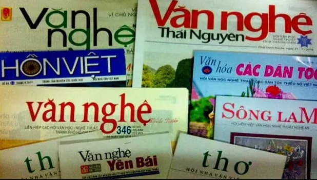 bao tap chi van hoc nghe thuat thay doi de ton tai thich ung va phat trien hinh 1