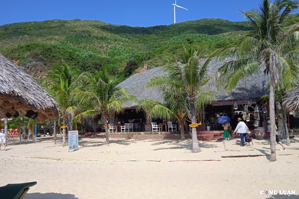 kham pha ky co bien xanh cat trang nang vang hinh 7
