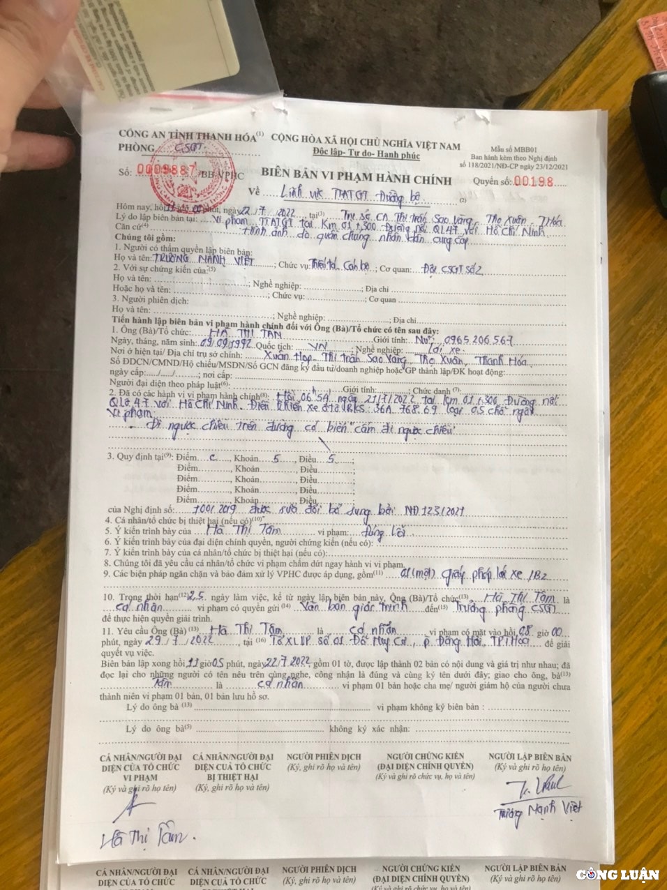 lap bien ban vi pham nguoi phu nu dieu khien o to di nguoc chieu tren quoc lo 47 hinh 2