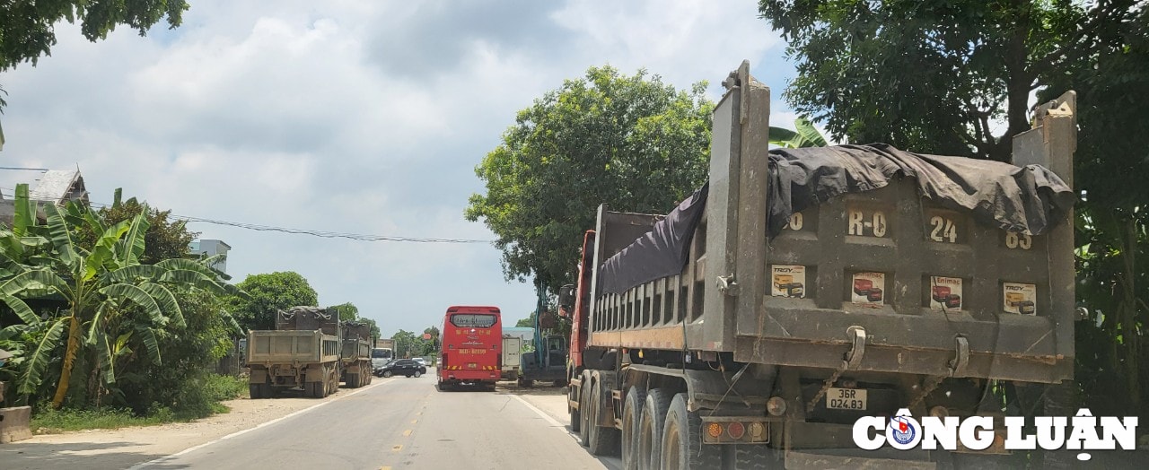 xe tai cat thung ve nguyen ban tu tin luu thong tren duong hinh 5