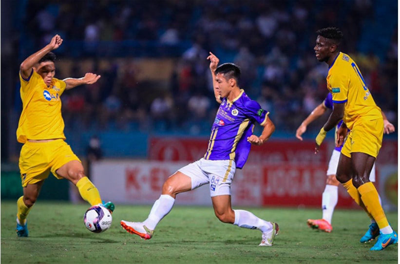 danh bai song lam nghe an 2 1 ha noi fc giu vung ngoi dau vleague 2022 hinh 2