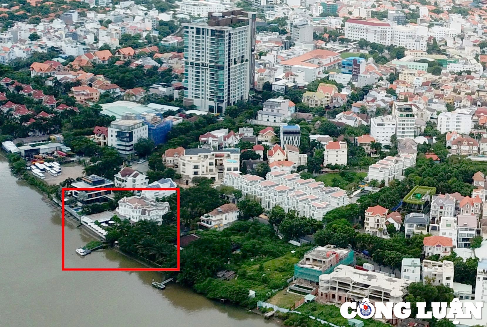 bo song sai gon o khu nha giau thao dien dang bi phan lo ra sao hinh 3