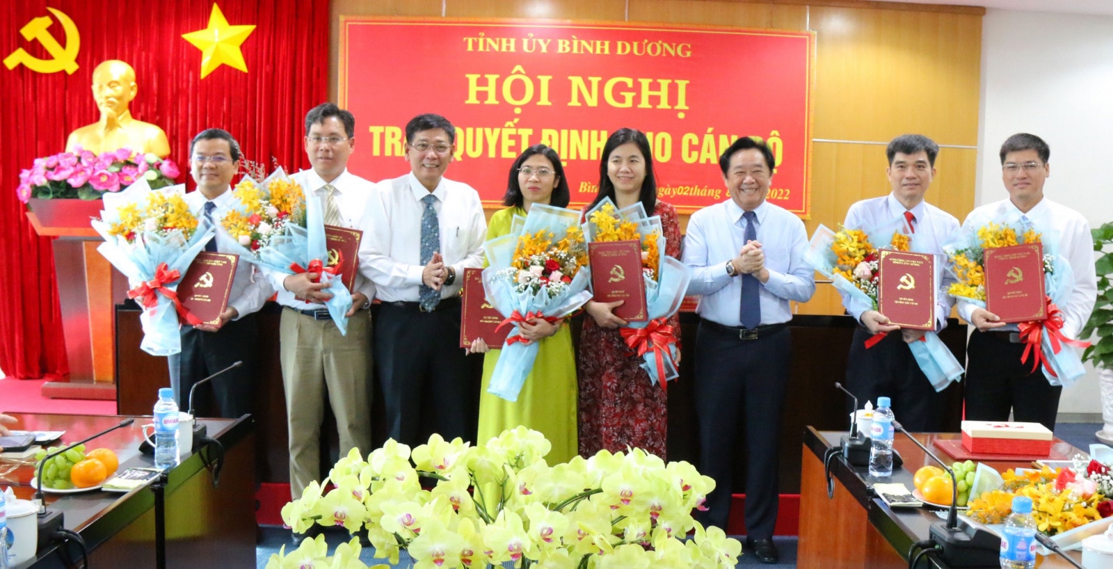 tinh uy binh duong cong bo cac quyet dinh ve cong tac can bo tai bao binh duong hinh 1
