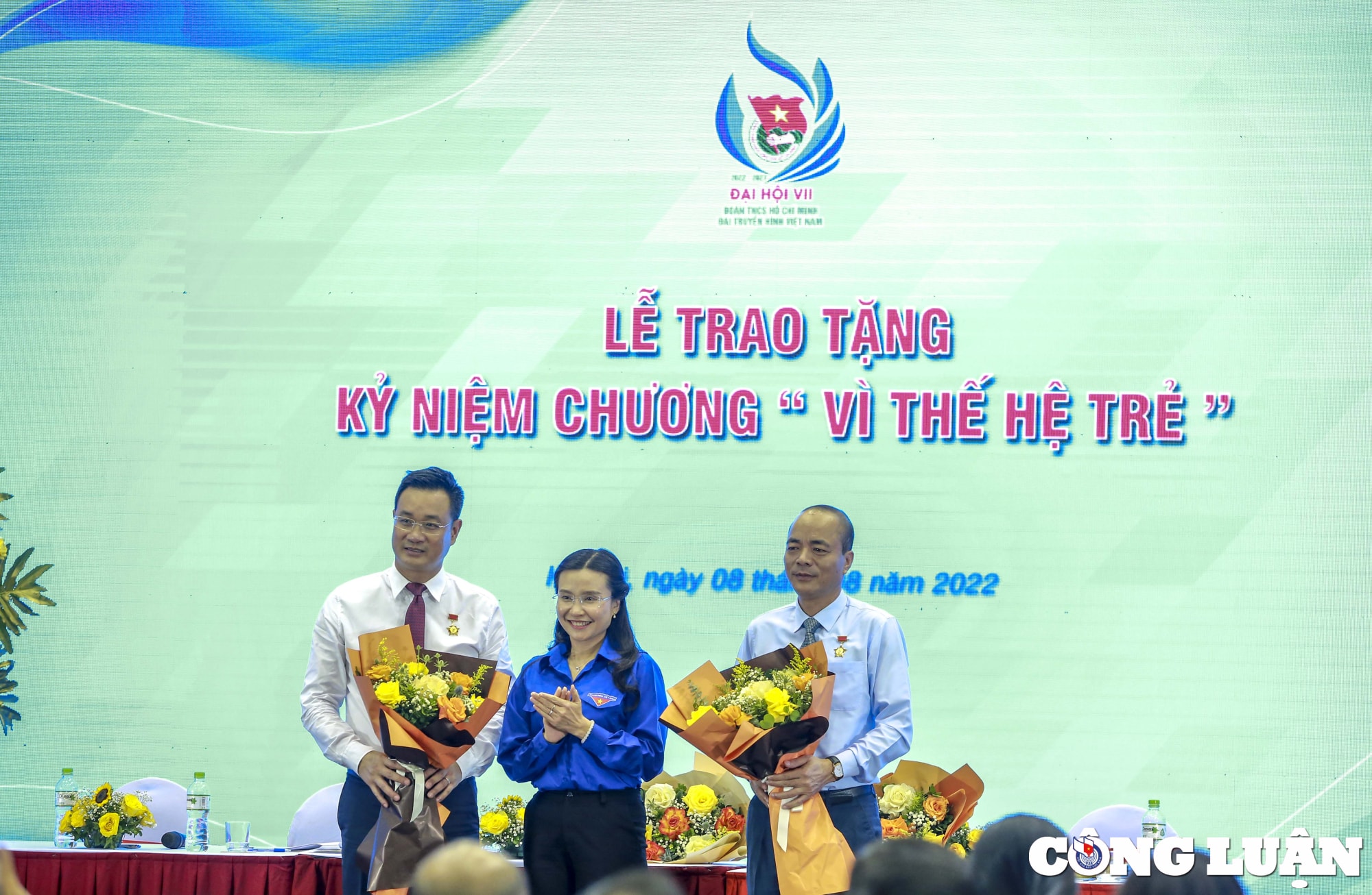 ngay hoi lon cua nhung nha bao tre o dai truyen hinh quoc gia hinh 9
