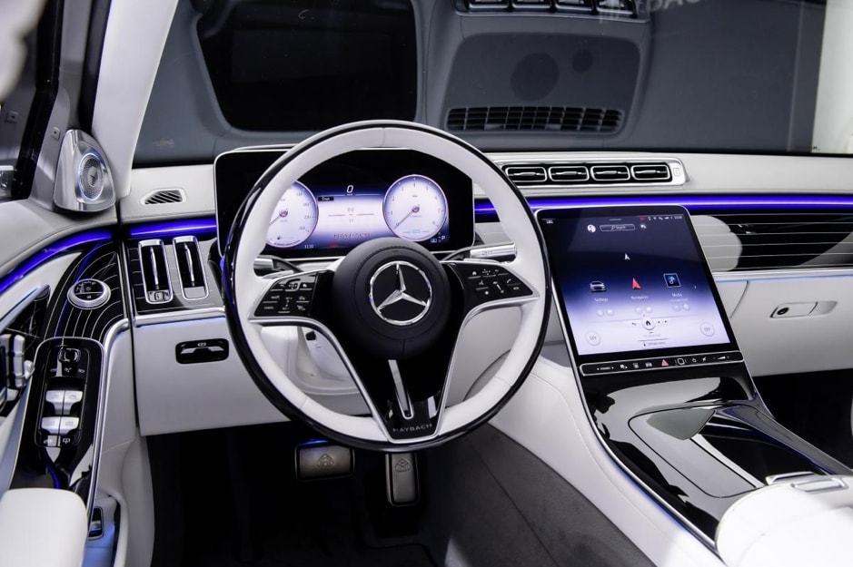 can canh mercedes maybach s450 4matic va s680 4matic tai viet nam hinh 9
