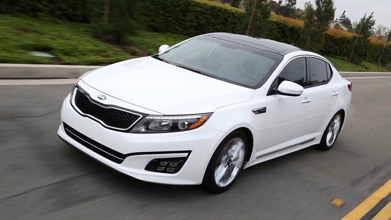 hon 250000 chiec kia optima 2012 2013 bi thu hoi vi su co tam op mai hinh 1