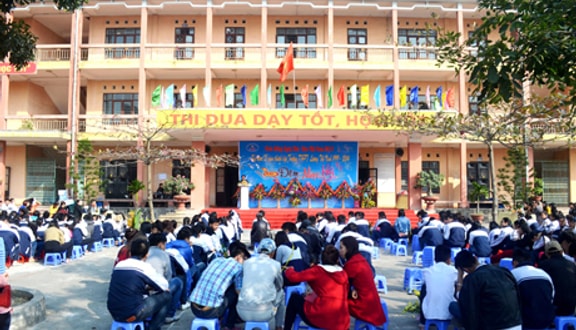 quang ninh se dam bao quyen loi cho hoc sinh truong thpt luong the vinh hinh 1