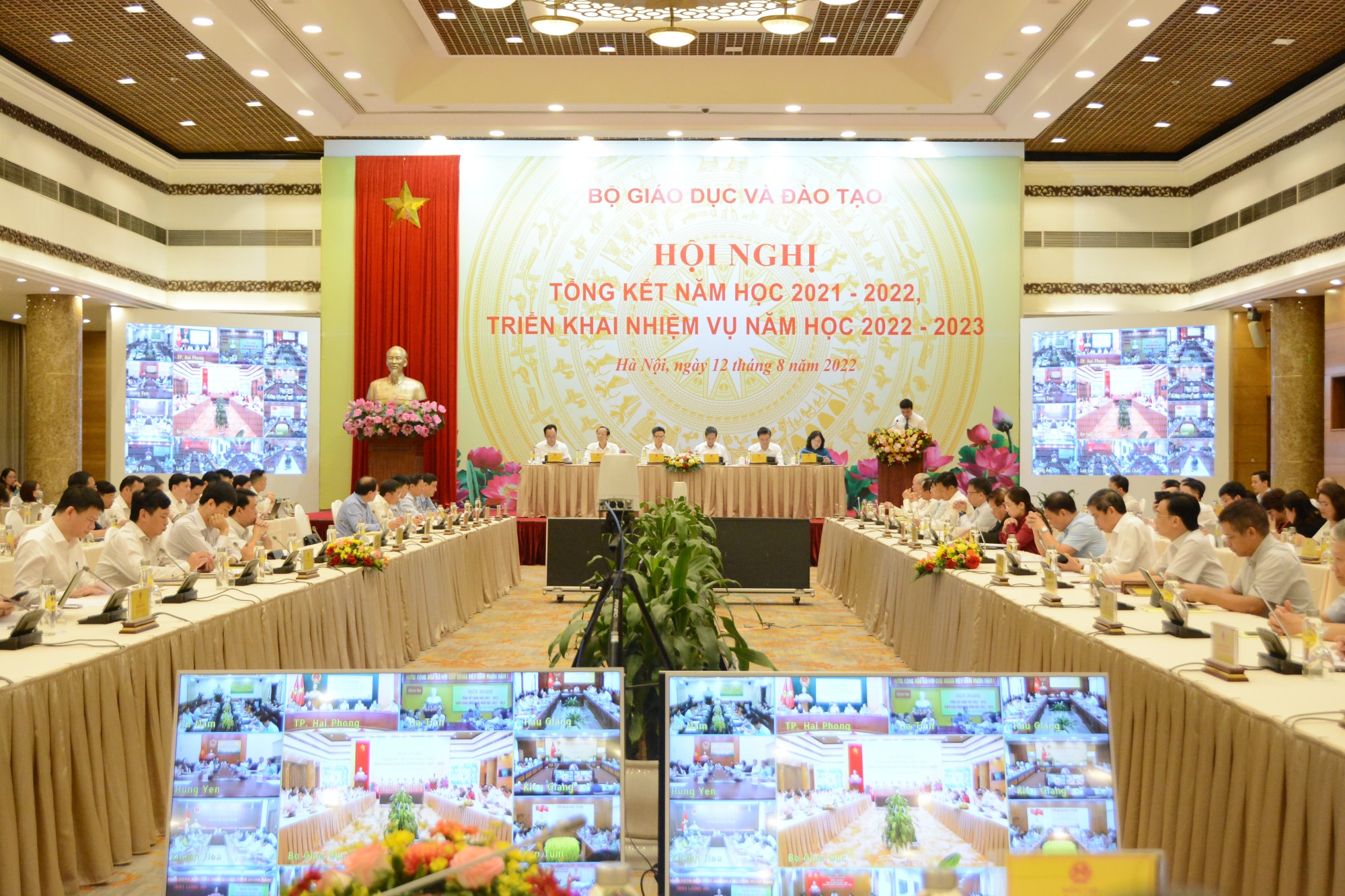 bo truong gddt nguyen kim son nam hoc 2021 2022 nganh giao duc doi mat voi rat nhieu kho khan hinh 2