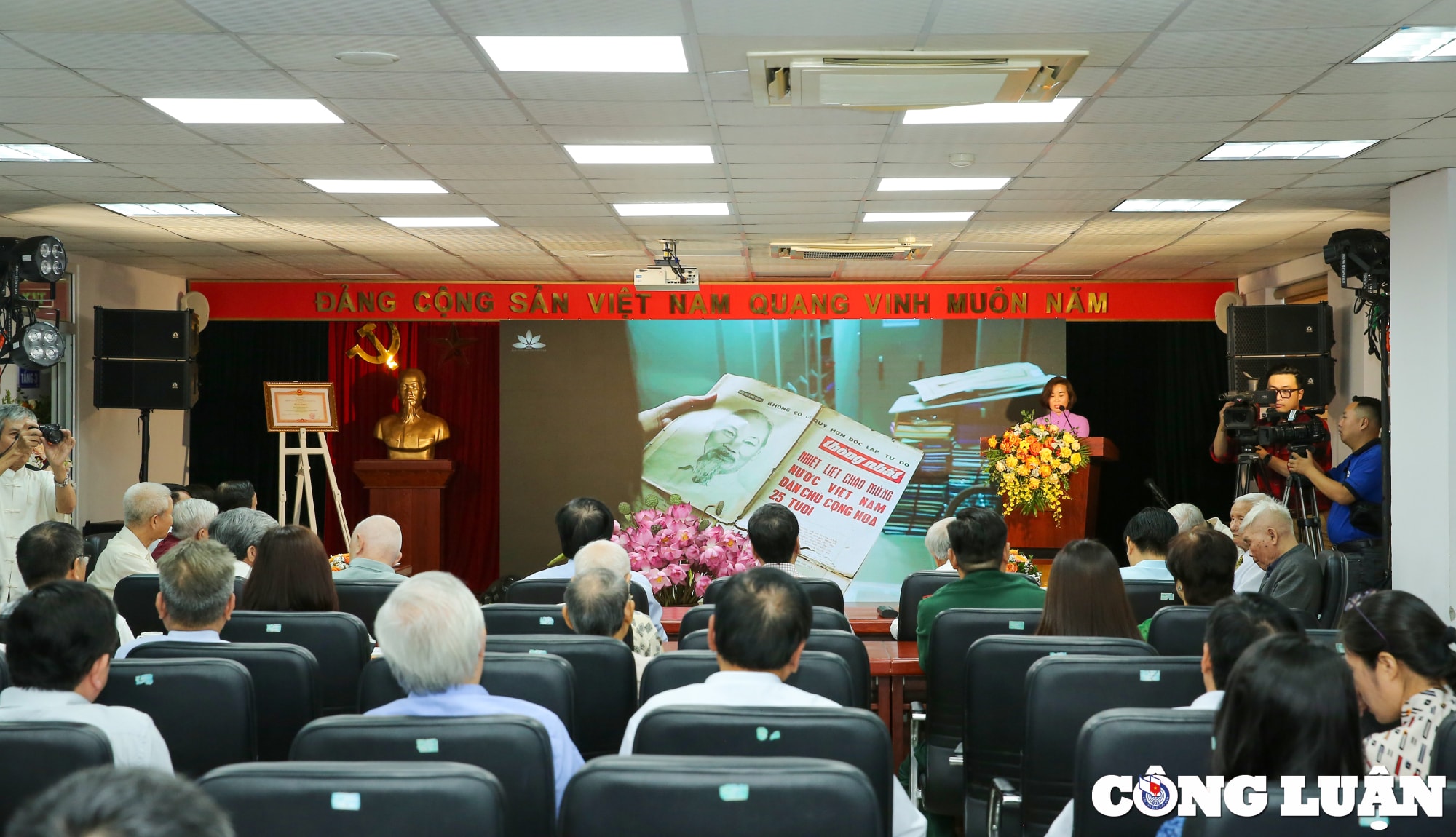 doi moi hoat dong de bao tang bao chi viet nam tiep tuc phat huy gia tri hien vat di san van hoa hinh 3