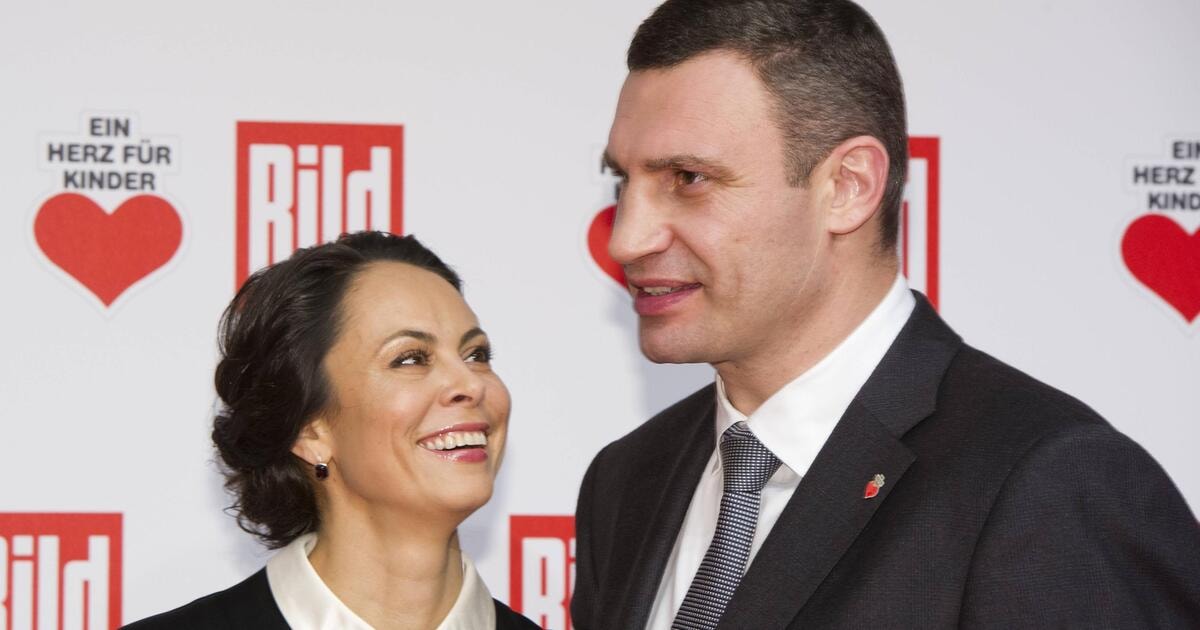 tien sy bua thep vitali klitschko va natalia ly hon sau 26 nam chung song hinh 2