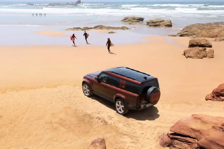 land rover defender 130 gia du kien hon 76 ty dong sap ve viet nam hinh 8