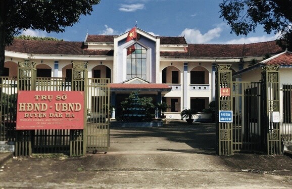 kon tum nguyen chu tich ubnd huyen dak ha bi khoi to hinh 1