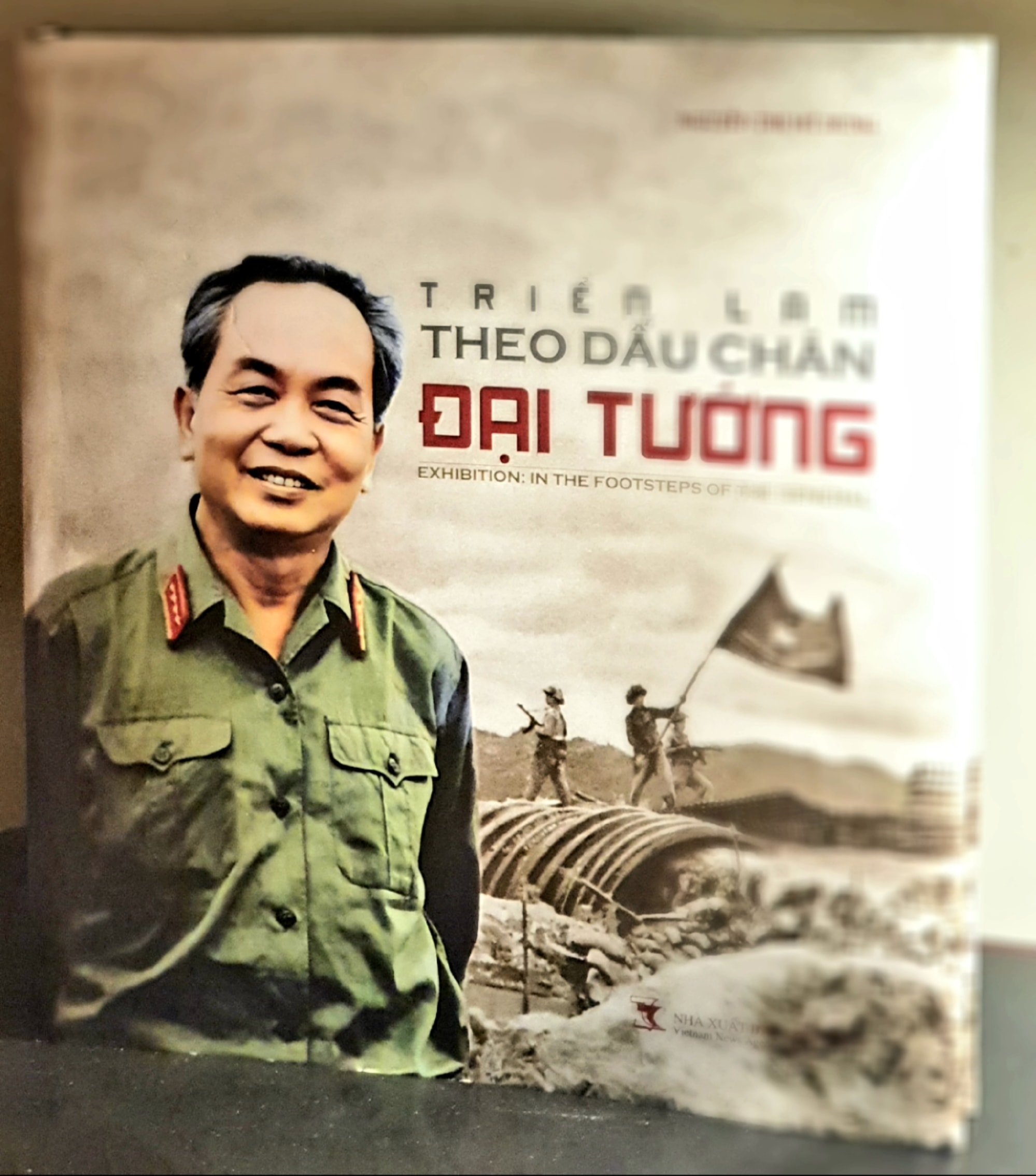 mot tac pham co y nghia de doi cua nha giao nha bao nha tho nguyen thi my dung hinh 1
