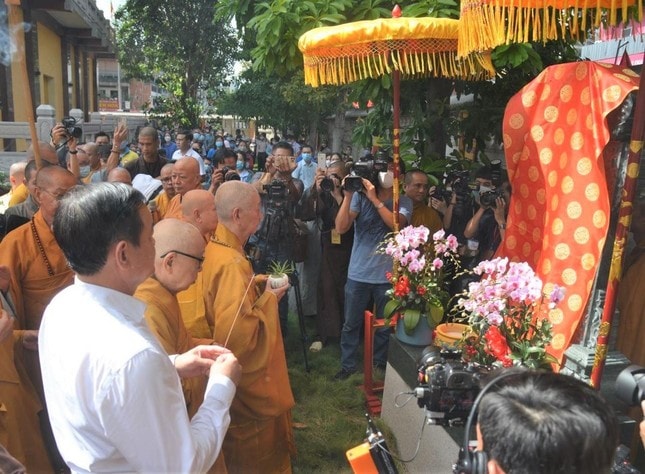 le tuong niem ky sieu dong bao qua doi vi dich covid 19 hinh 2