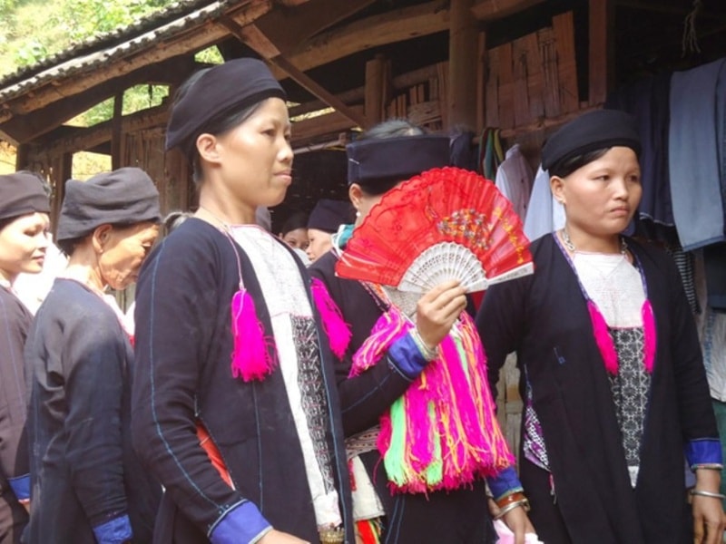 doc dao nghe det vai cua dan toc dao ho hinh 4