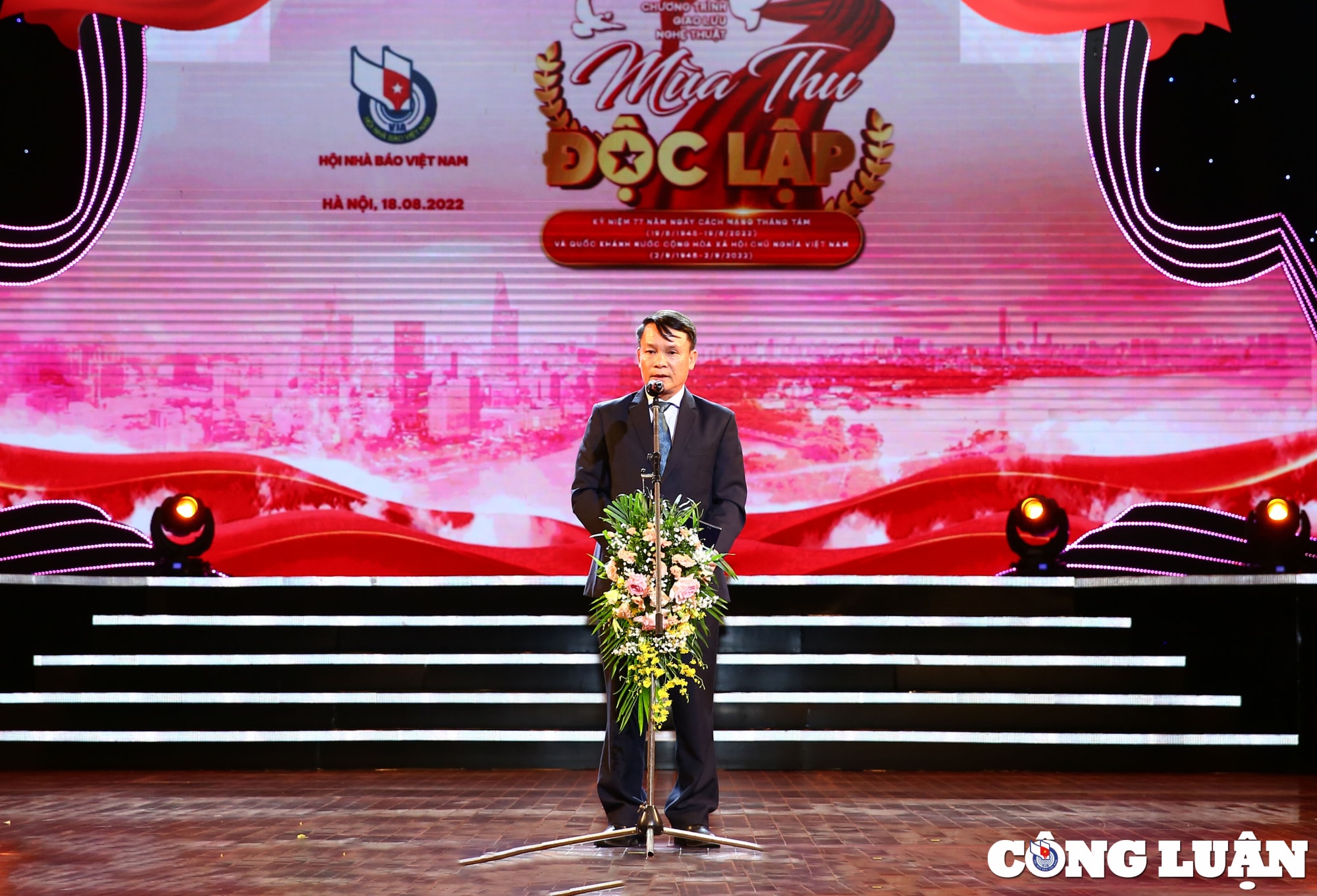 lan toa tinh than dai doan ket dan toc y chi va khat vong viet nam hinh 3